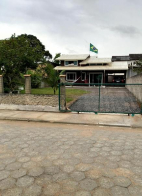 Morada Ipê Amarelo